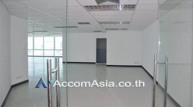 7  Office Space For Rent in Pattanakarn ,Bangkok ARL Ramkhamhaeng at UM Tower AA11809